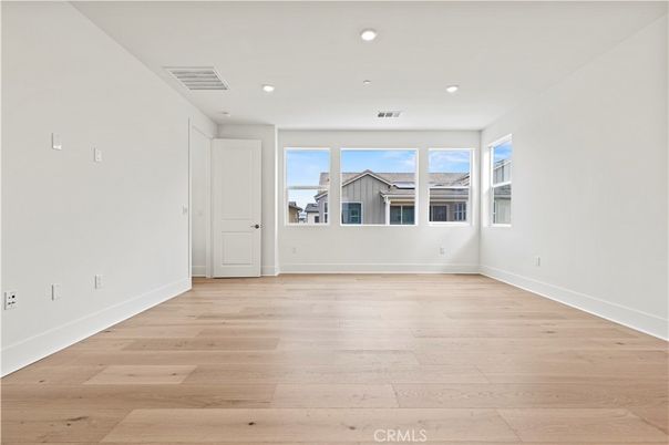 Empty room, Interior, Recessed Lighting, Wood Texture Flooring