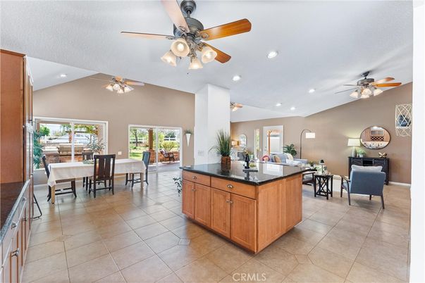 Dining room, Interior, Kitchen, Recessed Lighting