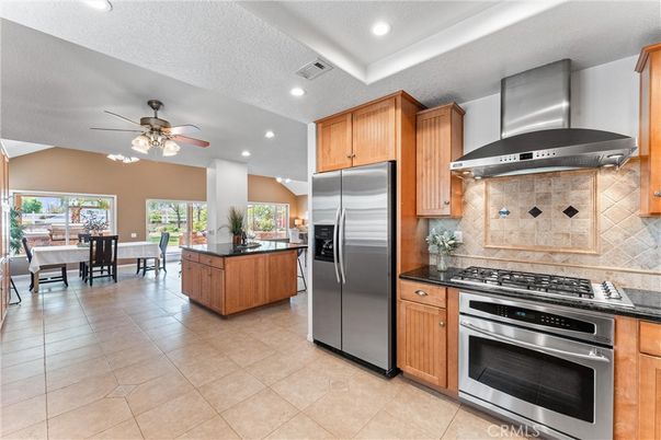 Dining room, Interior, Kitchen, Recessed Lighting, Stainless Steel Appliances