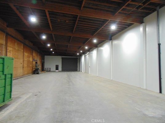 Empty room, Interior, Recessed Lighting, Wooden Beams, Wooden Walls