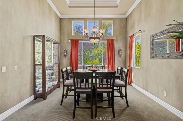 Chandelier, Dining room, Interior