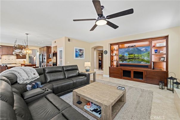 Chandelier, Interior, Kitchen, Living room, Pendant Lights, Recessed Lighting, Stainless Steel Appliances