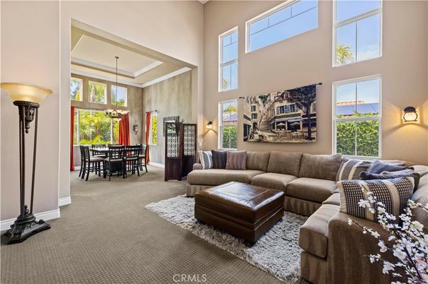 Dining room, Interior, Living room, Pendant Lights
