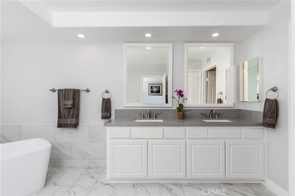 Bathroom, Dual Sink Vanities, Free Standing Baths, Interior, Marble, Recessed Lighting