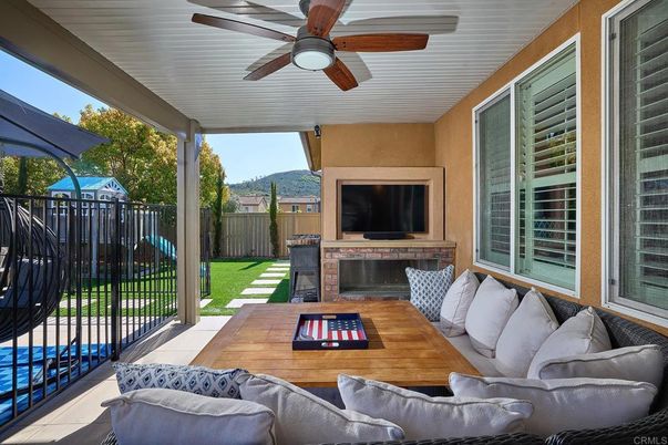 Exterior, Fireplace
