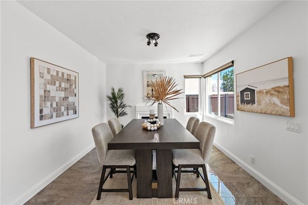 Dining room, Interior