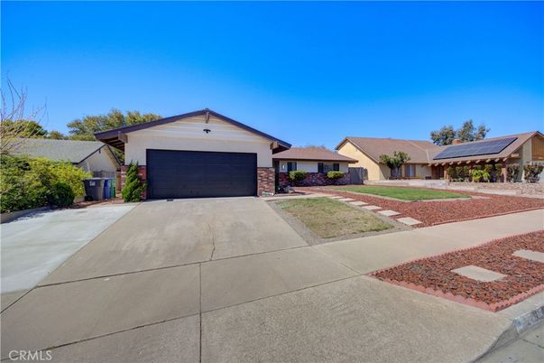 Attached, Exterior, Facade, Solar Panels, Ranch