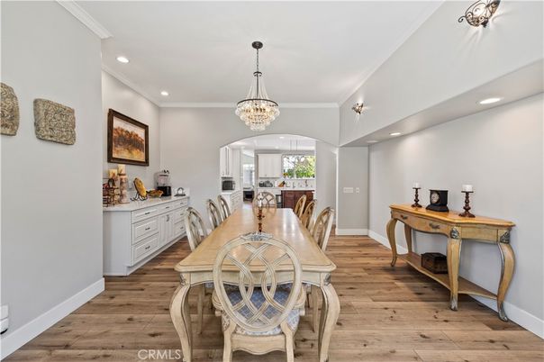 Chandelier, Dining room, Interior, Recessed Lighting, Wood Texture Flooring
