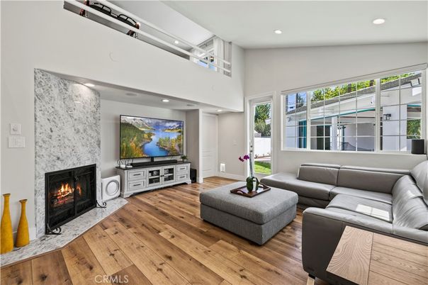 Fireplace, Interior, Living room, Recessed Lighting, Wood Texture Flooring
