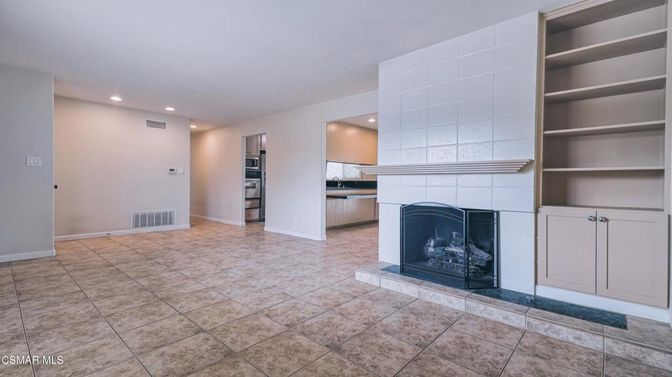 Empty room, Fireplace, Interior, Recessed Lighting