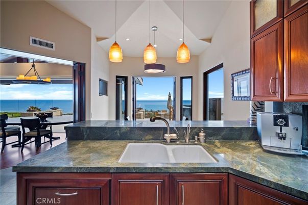 Dining room, Interior, Kitchen, Pendant Lights, Water