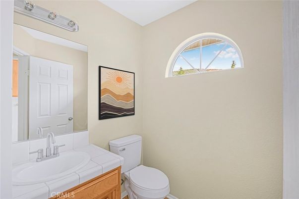 Bathroom, Interior, Tile Countertops