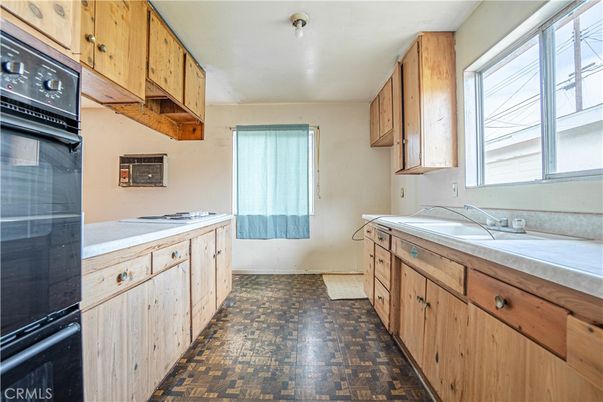 Interior, Kitchen, Tile Countertops