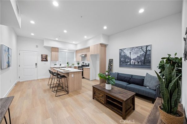 Interior, Kitchen, Living room, Recessed Lighting, Wood Texture Flooring