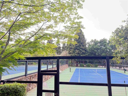 Exterior, Tennis Courts