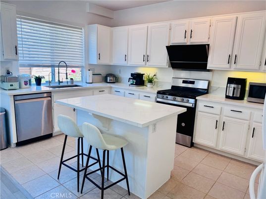 Interior, Kitchen, Stainless Steel Appliances