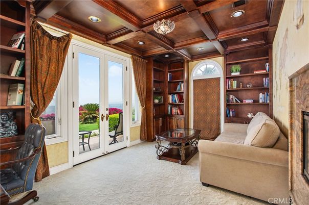 Home Office, Interior, Living room, Recessed Lighting, Wooden Beams, Wooden Ceilings
