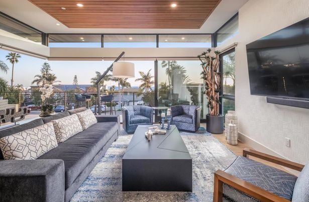 Interior, Living room, Recessed Lighting, Wooden Ceilings
