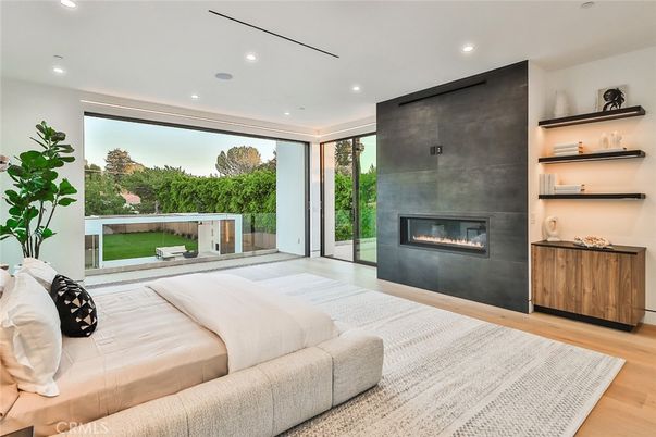 Bedroom, Fireplace, Interior, Recessed Lighting, Wood Texture Flooring