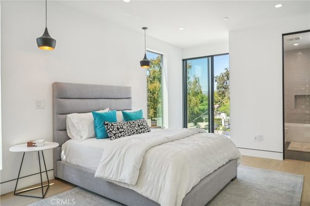 Bedroom, Interior, Pendant Lights, Recessed Lighting, Wood Texture Flooring