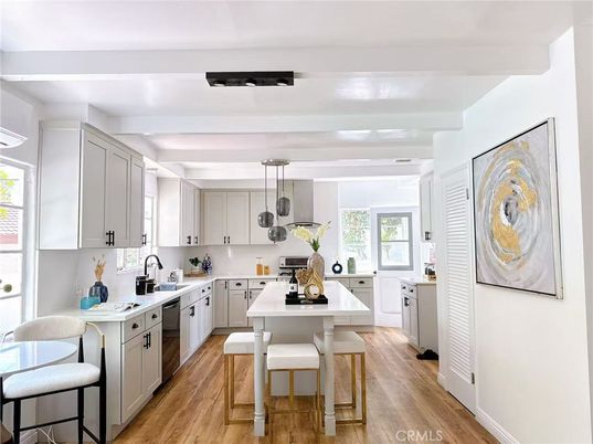 Interior, Kitchen, Pendant Lights, Wood Texture Flooring