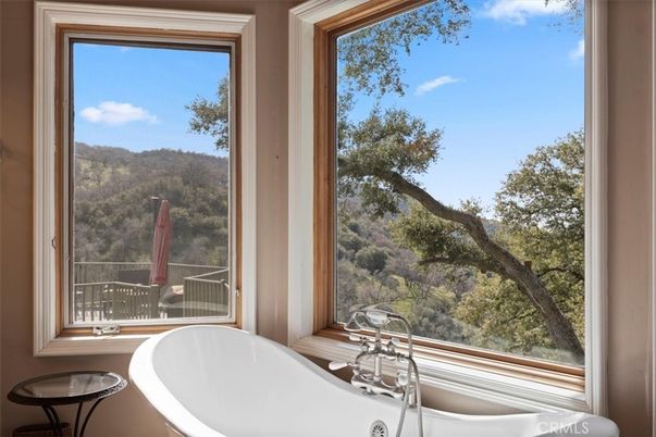 Bathroom, Free Standing Baths, Interior