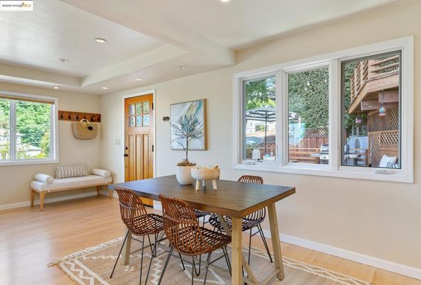 Dining room, Interior, Recessed Lighting, Wood Texture Flooring