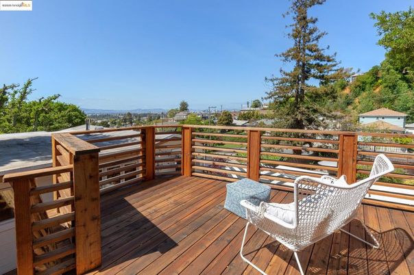 Exterior, Wood Texture Flooring