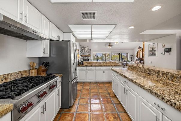 Interior, Kitchen, Recessed Lighting
