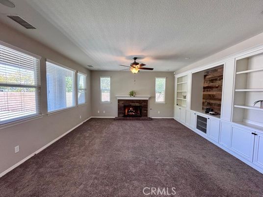 Empty room, Fireplace, Interior
