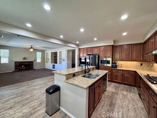 Fireplace, Interior, Kitchen, Recessed Lighting, Wood Texture Flooring