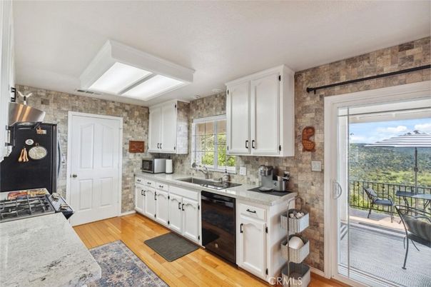 Interior, Kitchen, Stone Walls, Wood Texture Flooring