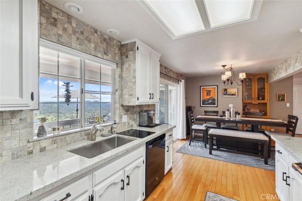 Chandelier, Dining room, Interior, Kitchen, Wood Texture Flooring