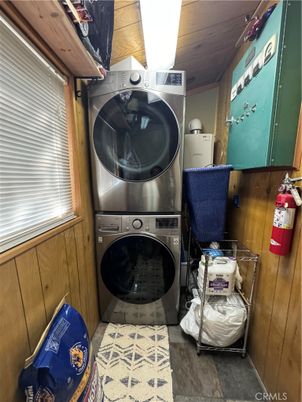 Interior, Utility Closets, Washer, Wooden Walls