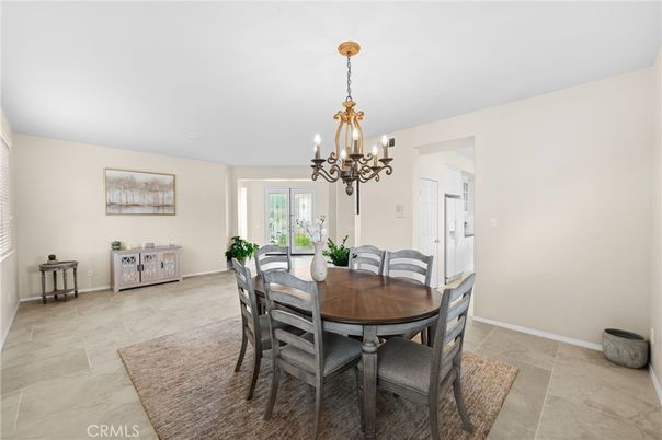 Chandelier, Dining room, Interior