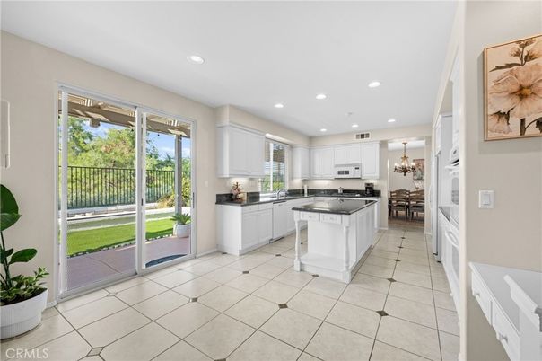 Chandelier, Dining room, Interior, Kitchen, Recessed Lighting