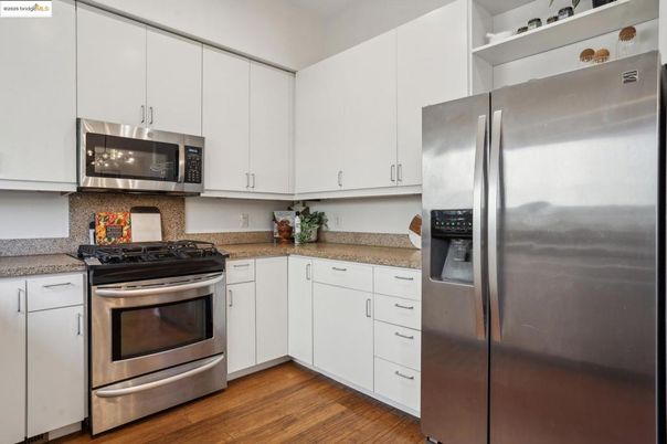Interior, Kitchen, Stainless Steel Appliances, Wood Texture Flooring