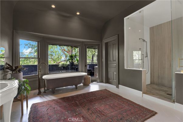 Bathroom, Free Standing Baths, Interior, Recessed Lighting