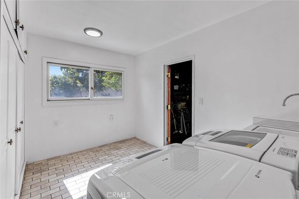 Interior, Recessed Lighting, Washer