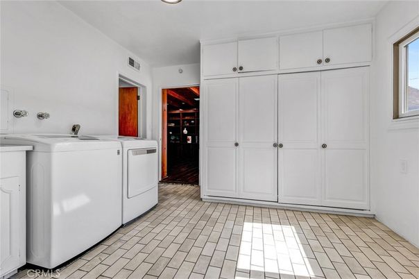 Interior, Recessed Lighting, Washer