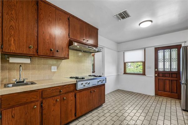 Interior, Kitchen, Tile Countertops