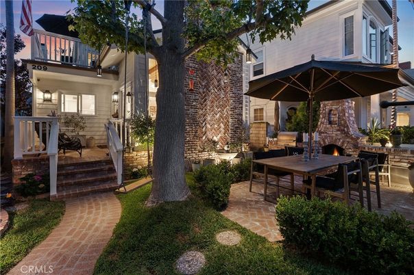 Exterior, Fireplace