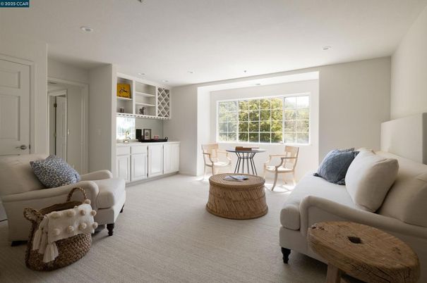 Dining room, Interior, Living room, Recessed Lighting