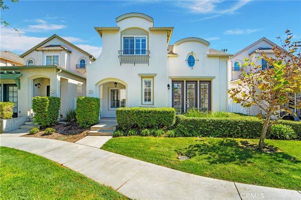 Backyard, Exterior, Facade, French Provincial