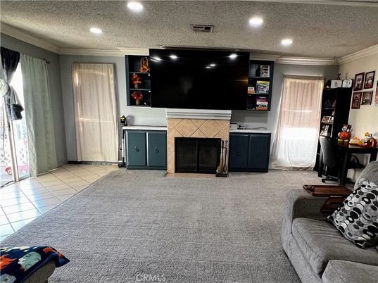 Fireplace, Interior, Living room, Recessed Lighting