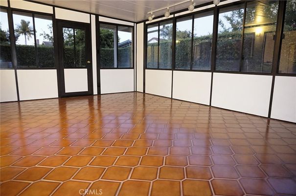Empty room, Interior, Sun Room