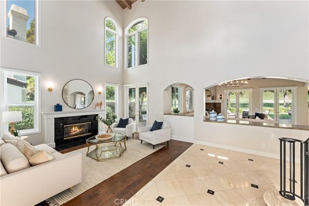 Fireplace, Interior, Living room