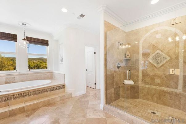 Bathroom, Glass Shower, Interior, Pendant Lights, Recessed Lighting