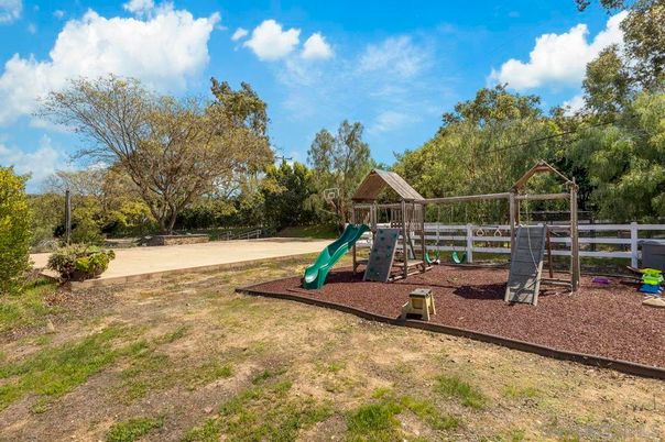 Backyard, Exterior, Playground