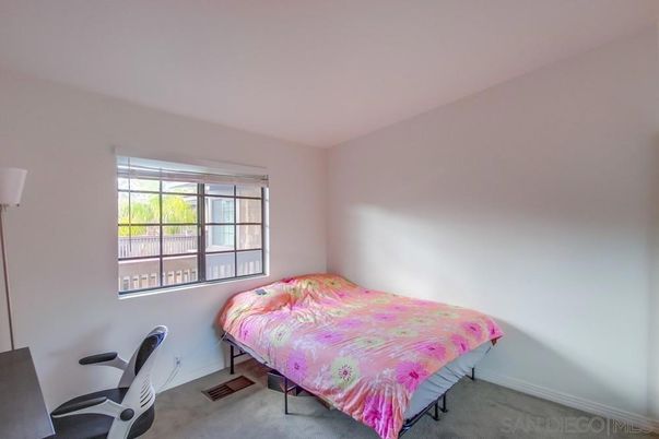 DE Listing image placeholder